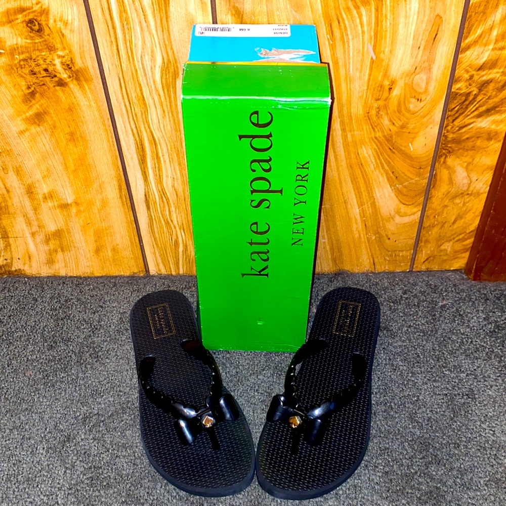 NWT Kate Spade Flip Flops Size 6